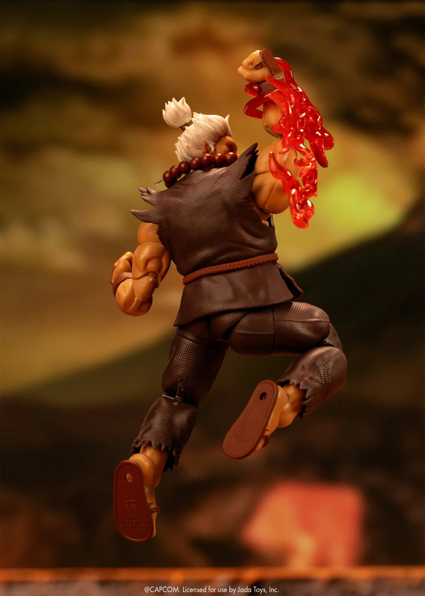 Jada Toys - Ultra Street Fighter II: The Final Challengers - Akuma (Player 2 Deluxe) - Jada Next Level Exclusive - 6" Action Figure