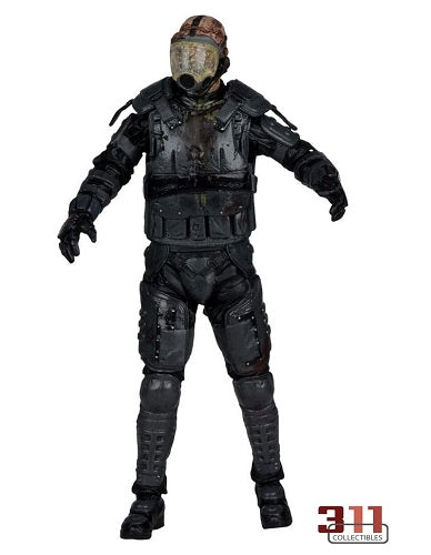 McFarlane Toys - The Walking Dead - Gas Mask Zombie (Season 4) - 7" Action Figure