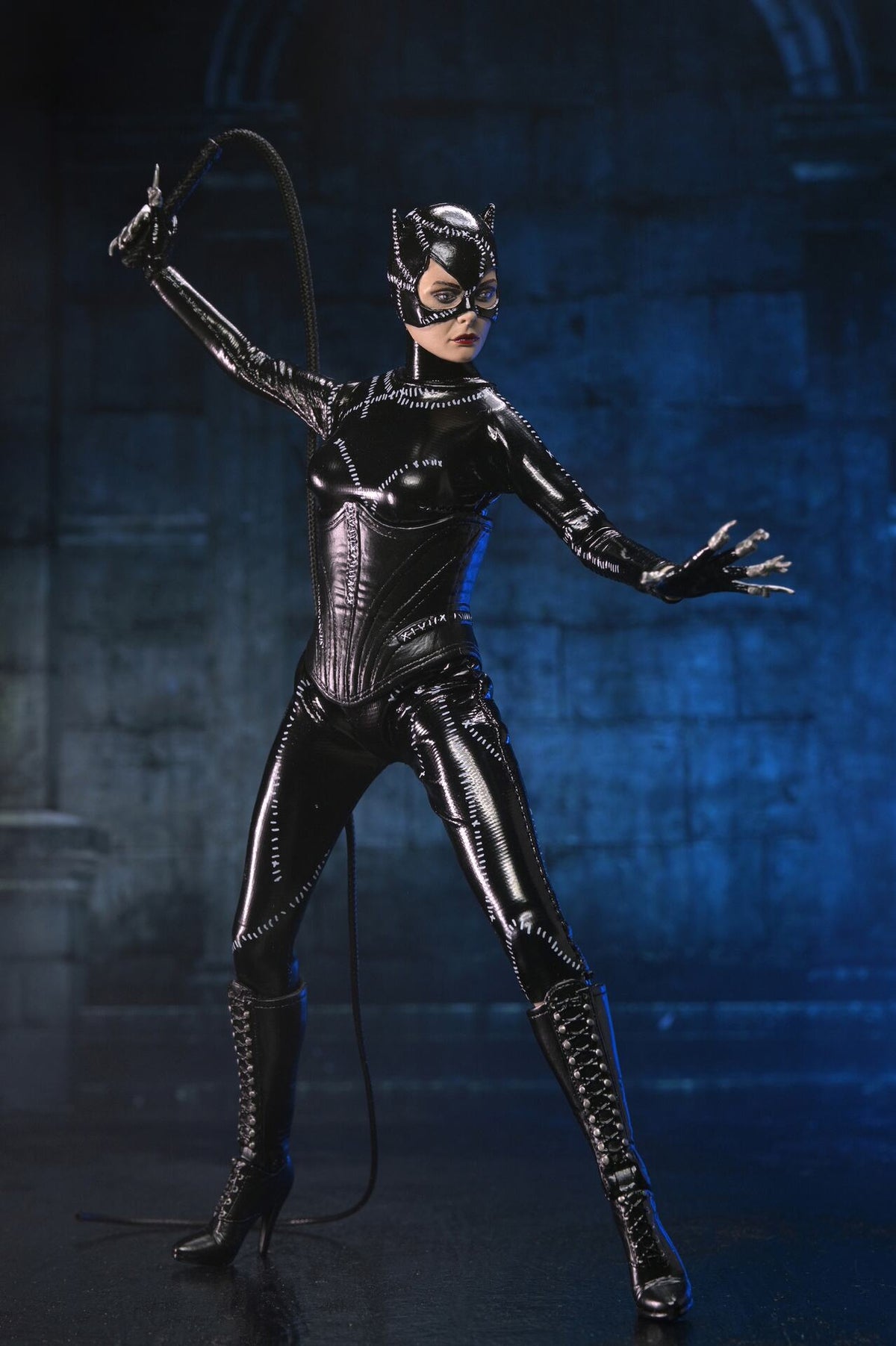 NECA - Batman: Returns - Catwoman (Clothed) - 8" Action Figure