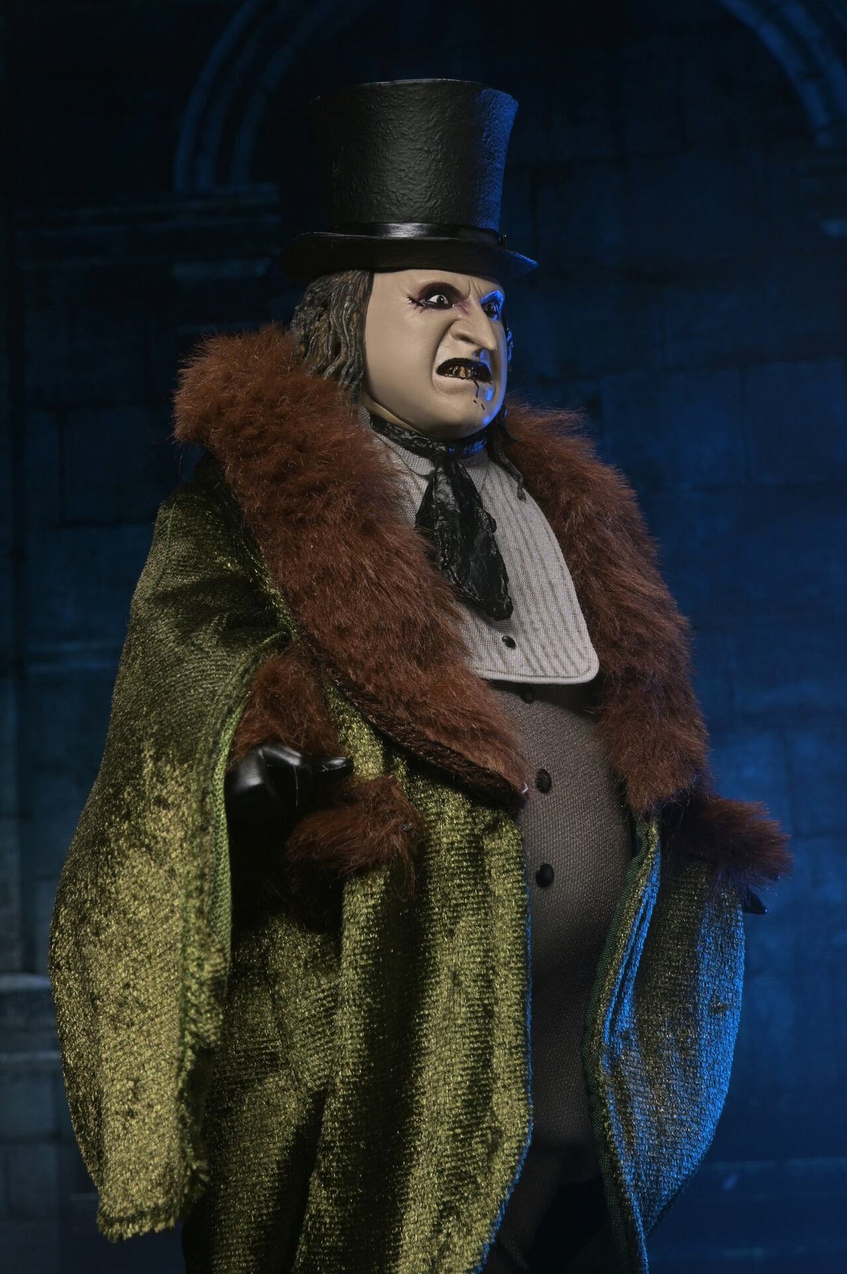NECA - Batman: Returns - The Penguin (Clothed) - 8" Action Figure