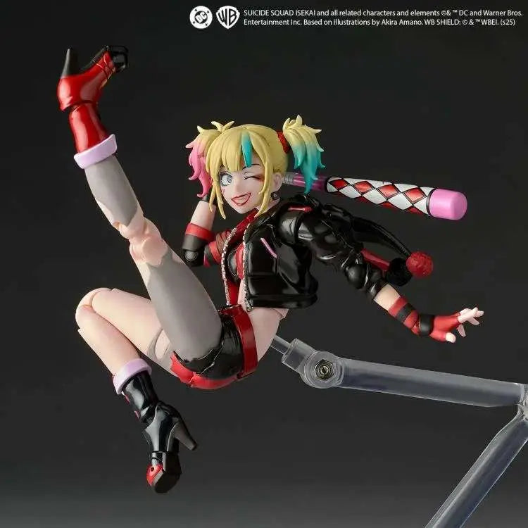 Kaiyodo - Revoltech - Amazing Yamaguchi - Harley Quinn (Suicide Squad Isekai Ver.) - 14/17 cm Action Figure