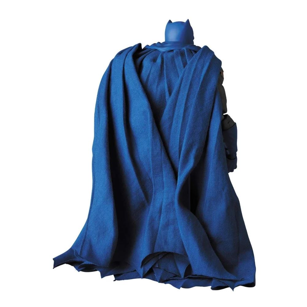 Medicom Toy - MAFEX - Batman: The Dark Knight Returns - Batman (Battle Damaged, 2021) #119 - 6” Action Figure